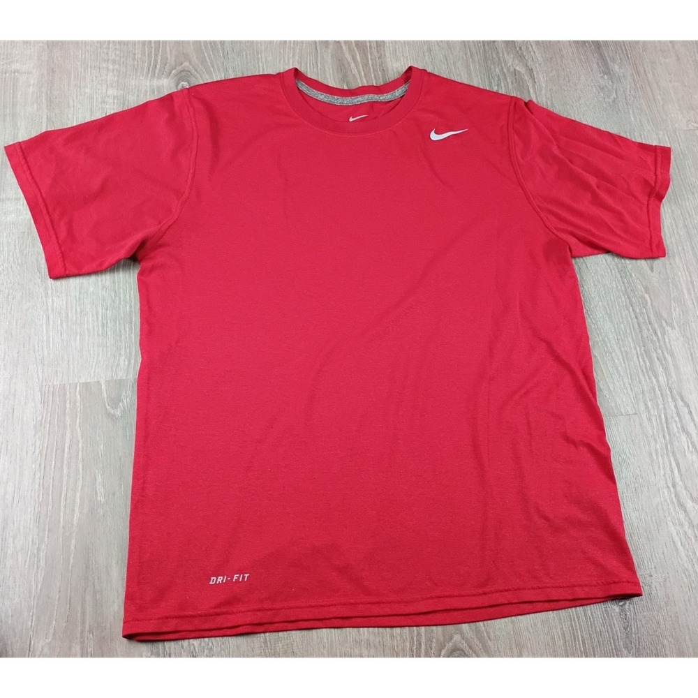 Nike Dri-Fit Mens M Red Short Sleeve T-shirt Athletic Performance Sports